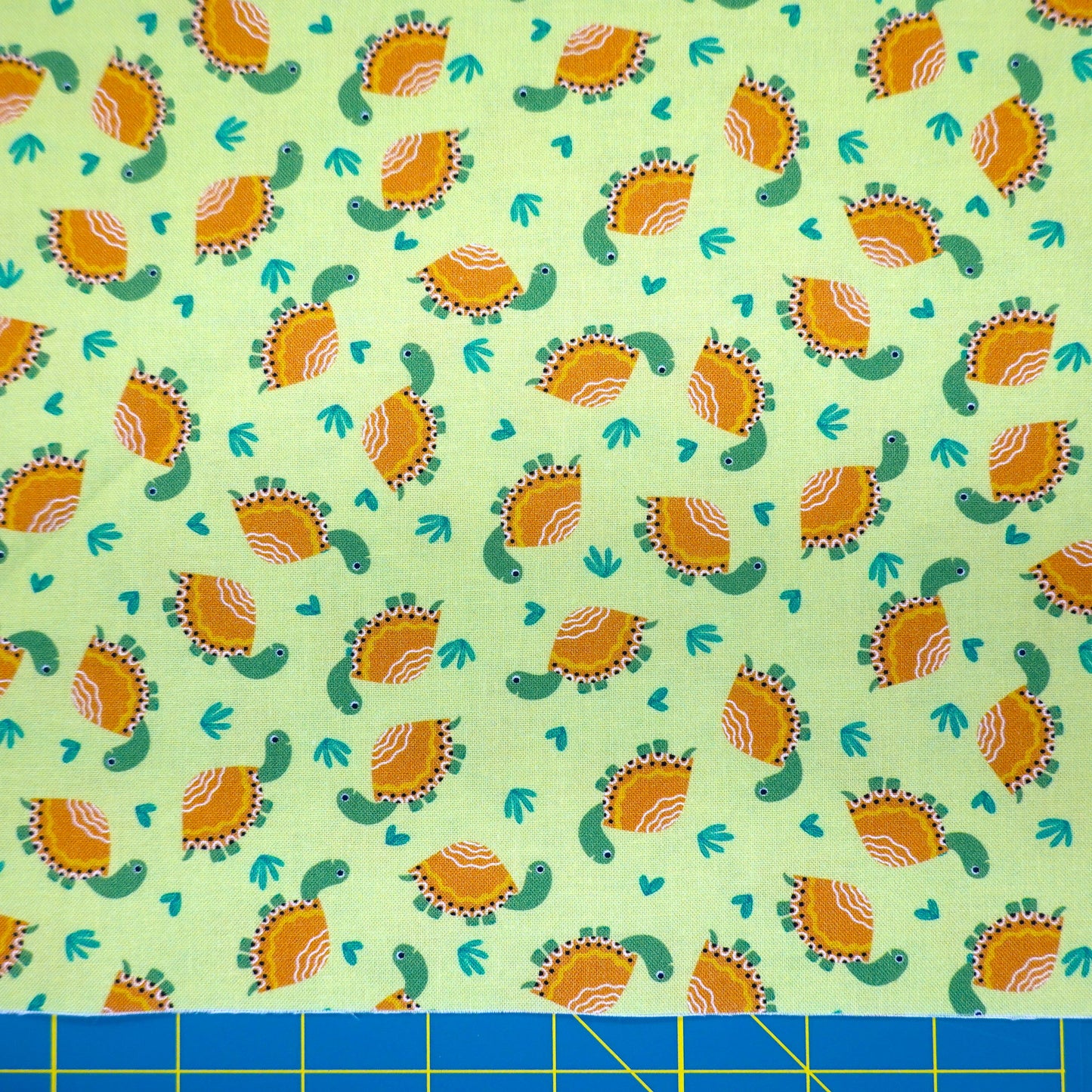 Turtles on Green D2892